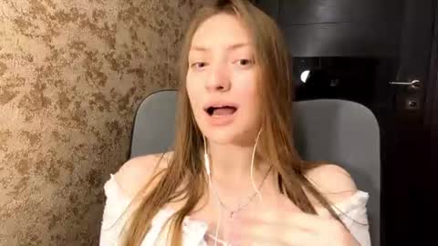 Eva online show from 07-06-26, 05:37