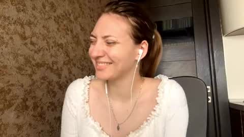 Eva online show from 07-10-26, 05:23