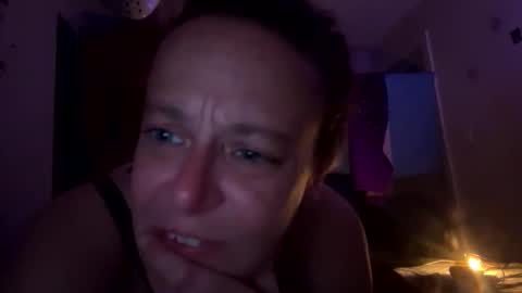lareynadelnorte52 online show from 06-05-26, 06:52