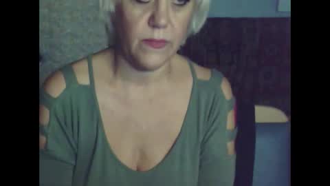 Snapshot of larisaq4ugo24 chatting on 09-14-25, 08:35 larisaq4ugo24 online show from 09-14-25, 08:35