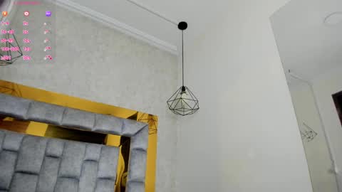  Lari online show from 11-17-25, 05:57