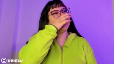 Snapshot of larissa01_ chatting on 03-31-26, 10:21 Lari online show from 03-31-26, 10:21