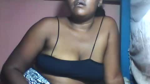 Larissa online show from 04-03-26, 05:49