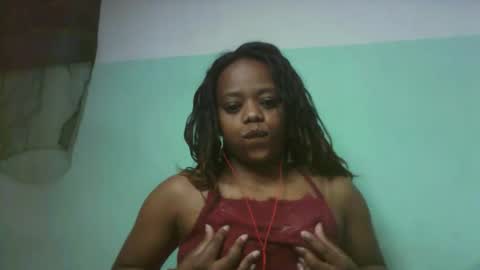 larissa645771 online show from 10-05-25, 08:23