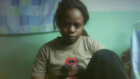 larissa645771 online show from 10-27-25, 07:07