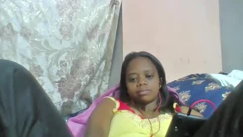 larissa645771 online show from 05-11-26, 02:45