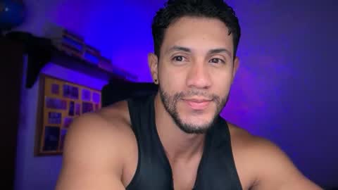 Snapshot of larry_jones chatting on 02-02-26, 01:21 andrew online show from 02-02-26, 01:21