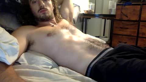 Snapshot of larrylegend24 chatting on 09-29-25, 07:57 larrylegend24 online show from 09-29-25, 07:57