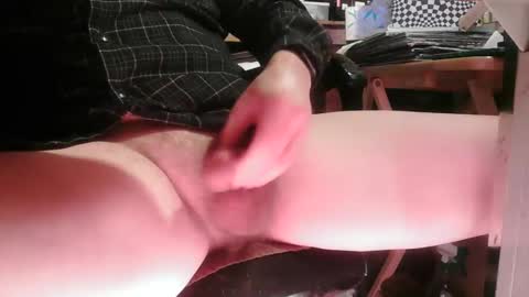 Snapshot of larrys60 chatting on 10-25-25, 12:34 larrys60 online show from 10-25-25, 12:34