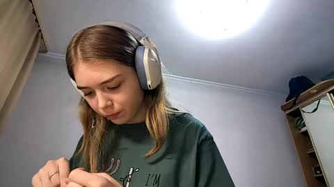 Linet online show from 03-26-26, 10:21