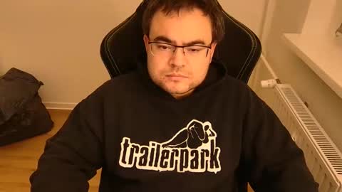 latexboy893 online show from 02-22-26, 11:14