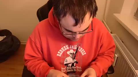 latexboy893 online show from 03-05-26, 06:37