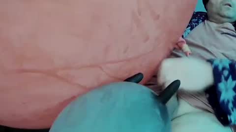 latexchris77 online show from 02-24-25, 09:00