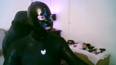 latexminheadroom online show from 02-21-26, 02:45