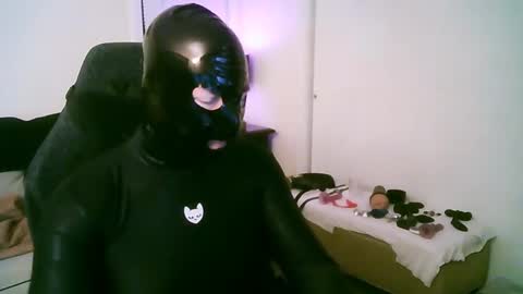 latexminheadroom online show from 03-31-26, 01:51