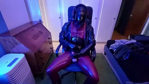 Snapshot of latexviking003 chatting on 07-06-26, 02:25 latexviking003 online show from 07-06-26, 02:25