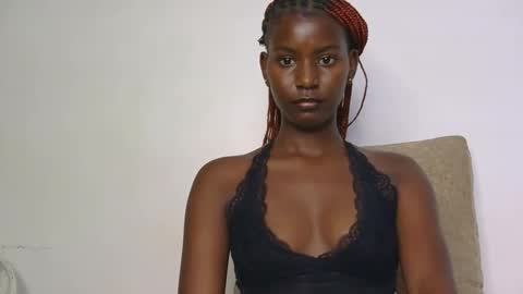 latiffaah_xx online show from 03-09-26, 11:14