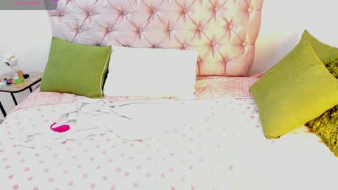 Lorena online show from 01-07-25, 05:54