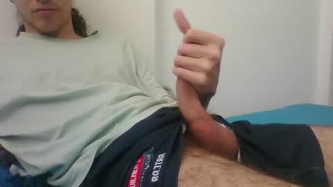 Snapshot of latin_boi6 chatting on 06-16-26, 05:04 Angel online show from 06-16-26, 05:04