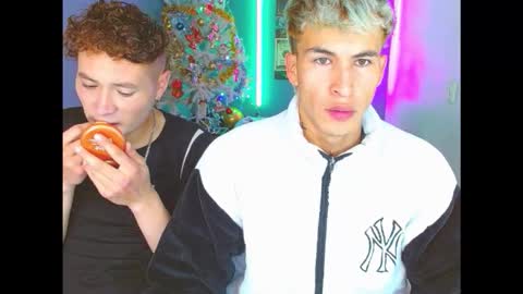 latin_boysxxx_ online show from 11-08-25, 01:17