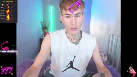 latin_boysxxx_ online show from 03-16-26, 01:11