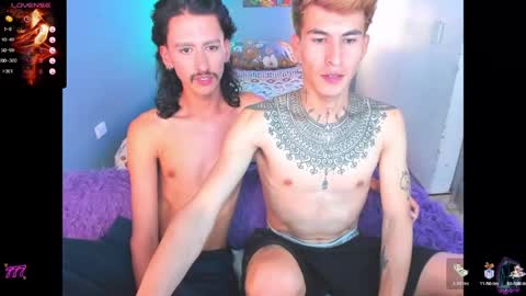 Snapshot of latin_boysxxx_ chatting on 04-22-26, 10:33 latin_boysxxx_ online show from 04-22-26, 10:33