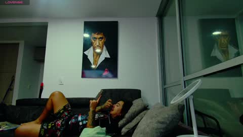 Snapshot of latin_couple77 chatting on 01-24-25, 02:49 Sara y Andy online show from 01-24-25, 02:49