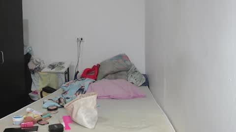 M E G A N  online show from 12-03-24, 06:17