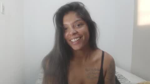 Snapshot of latin_meg chatting on 05-05-26, 03:53 M E G A N online show from 05-05-26, 03:53