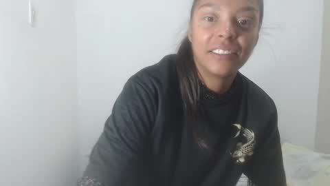 Snapshot of latin_meg chatting on 05-10-26, 03:39 M E G A N online show from 05-10-26, 03:39