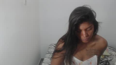 Snapshot of latin_meg chatting on 06-02-26, 04:20 M E G A N online show from 06-02-26, 04:20