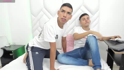 Snapshot of latin_milk_18 chatting on 01-12-25, 04:40 Mao Danny online show from 01-12-25, 04:40