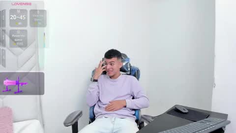 Snapshot of latin_milk_18 chatting on 02-28-25, 03:26 Mao Danny online show from 02-28-25, 03:26