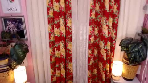 Snapshot of latina_goddes4uxxx chatting on 02-18-25, 05:10 ask me online show from 02-18-25, 05:10