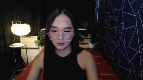 latina_kia online show from 04-07-26, 03:23