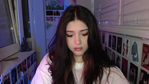 Snapshot of latina_mia chatting on 02-11-25, 04:44 miiiiiiaaaa online show from 02-11-25, 04:44