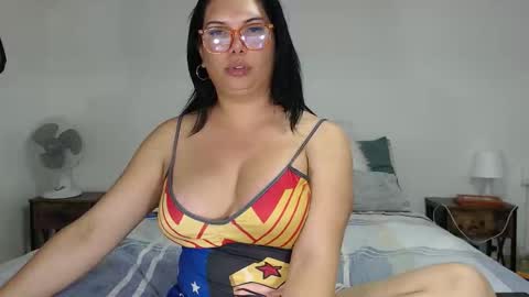 Snapshot of latinaflower_ts chatting on 05-09-26, 04:28 FLOR SALVAJE online show from 05-09-26, 04:28