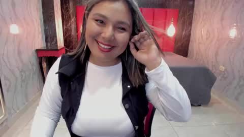 EMMA   online show from 02-03-26, 03:06