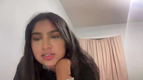latinamamii1121 online show from 09-22-25, 12:01