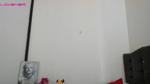 Luna  online show from 03-14-26, 02:33