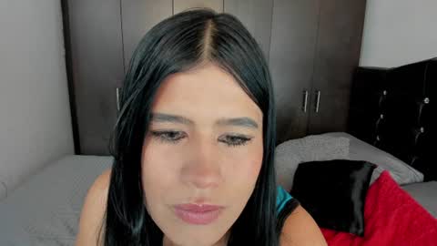 Luna  online show from 06-27-26, 04:12