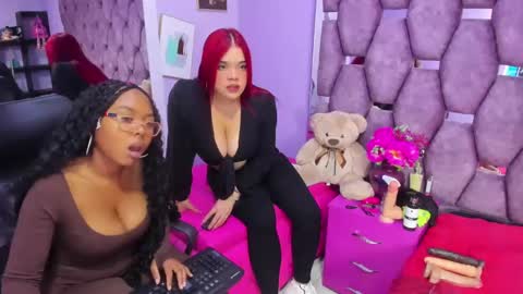 Snapshot of latinas_anales chatting on 01-21-25, 01:43 latinas_anales online show from 01-21-25, 01:43