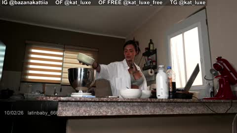 Kattiia   INSTAGRAM bazanakattiia If you like my show give me a like please I LOVE YOU online show from 02-12-26, 11:00