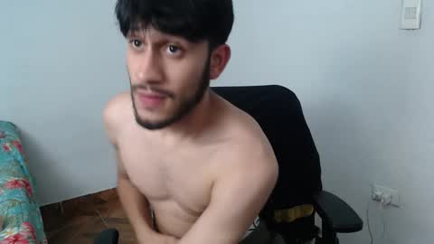 Snapshot of latinbunny7779 chatting on 12-18-24, 02:10 camilo online show from 12-18-24, 02:10