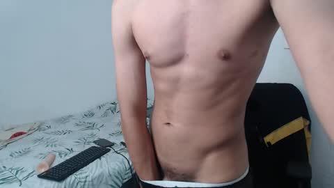 Snapshot of latinbunny7779 chatting on 12-27-24, 03:20 camilo online show from 12-27-24, 03:20