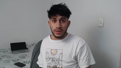 Snapshot of latinbunny7779 chatting on 12-30-24, 03:14 camilo online show from 12-30-24, 03:14