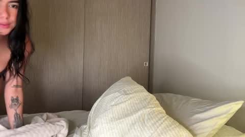 Hi -  online show from 09-21-25, 11:17