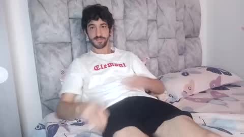 latinlustandfrenchkiss online show from 05-14-26, 02:57