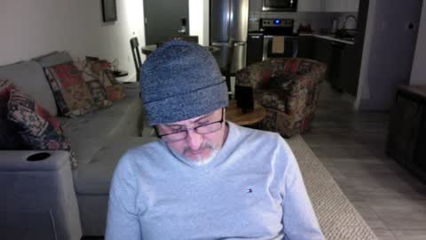 QS - INDEPENDENT MODEL online show from 12-08-24, 07:26