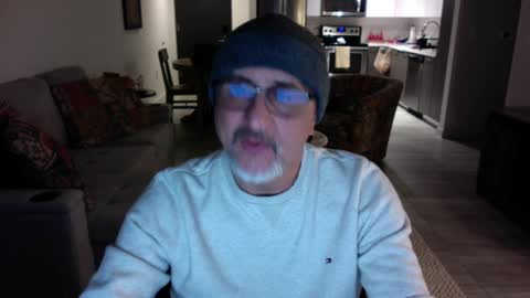 QS - INDEPENDENT MODEL online show from 12-08-24, 11:19